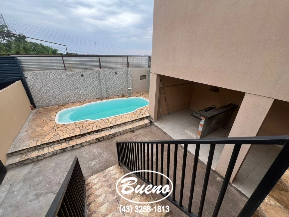 Imagens do imóveis Casa p/Locação com Piscina