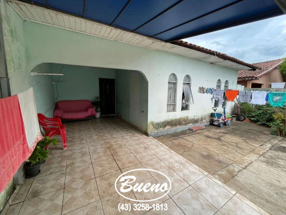 Imagens do imóveis Terreno com 03 Casas