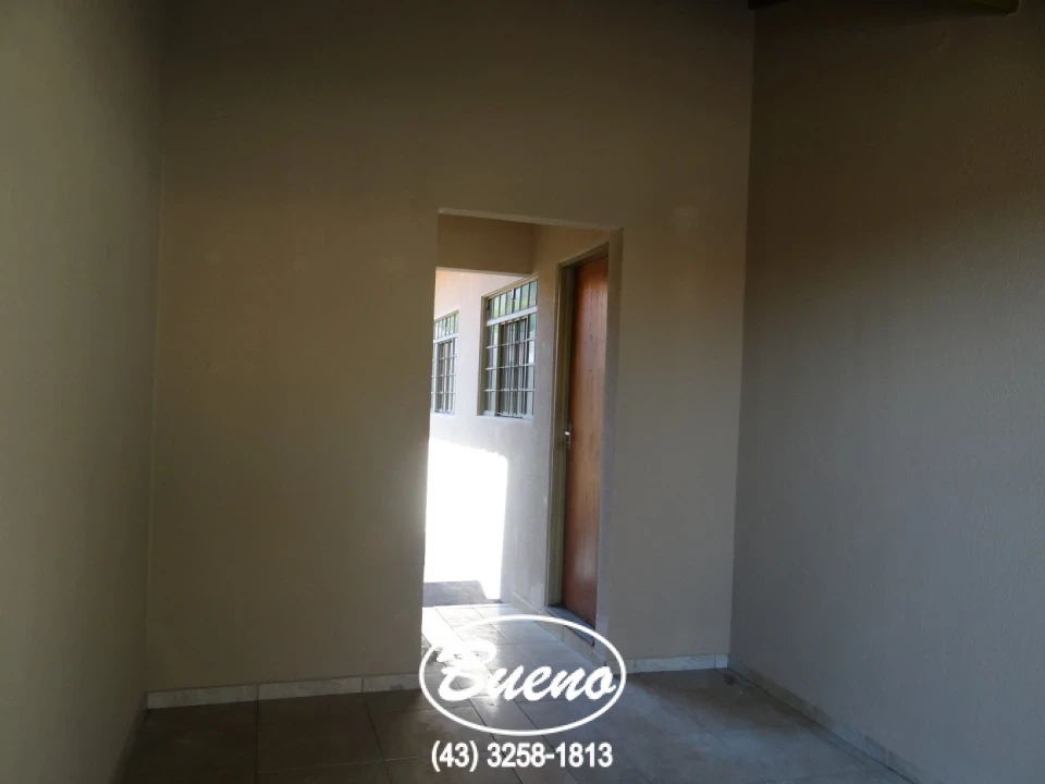 Casa para Locação na Av. Estudantes