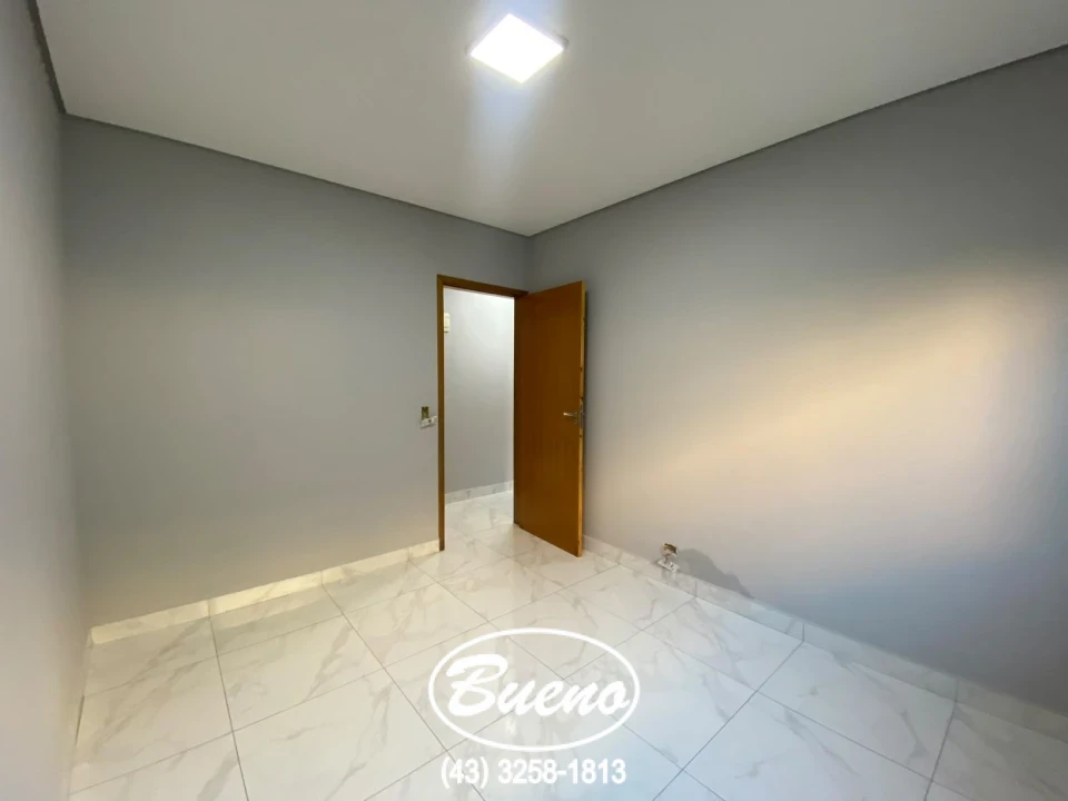 Imagens do imóveis Casa de Fundos para Locação