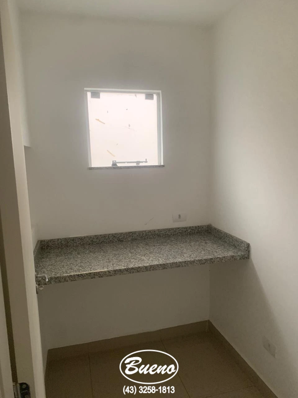 Imagens do imóveis Vende Casa Comercial no Centro