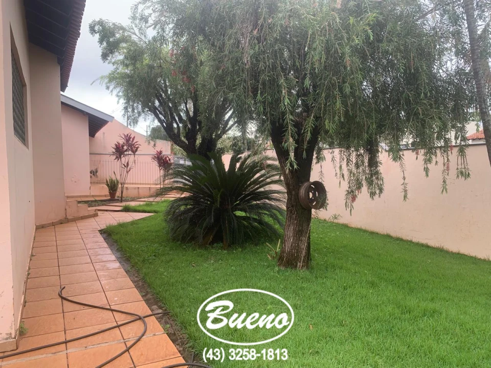 Imagens do imóveis Vende Casa na Avenida dos Estudantes