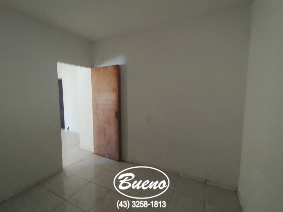 Imagens do imóveis Casa de Fundos para Locação