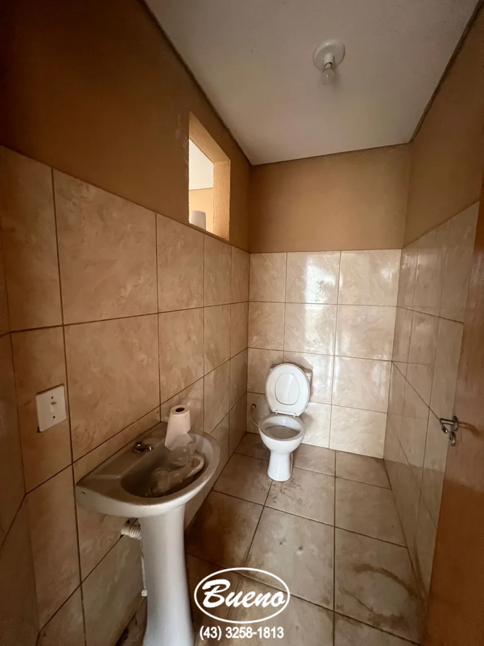 Imagens do imóveis Casa p/Locação com Piscina