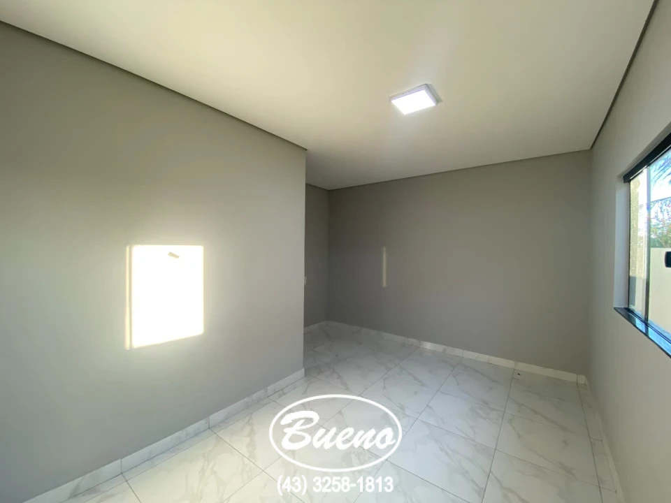 Imagens do imóveis Casa de Fundos para Locação