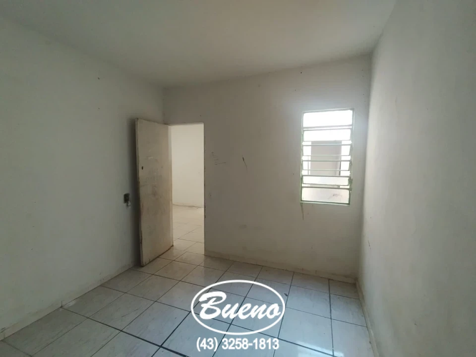 Imagens do imóveis Casa de Fundos para Locação