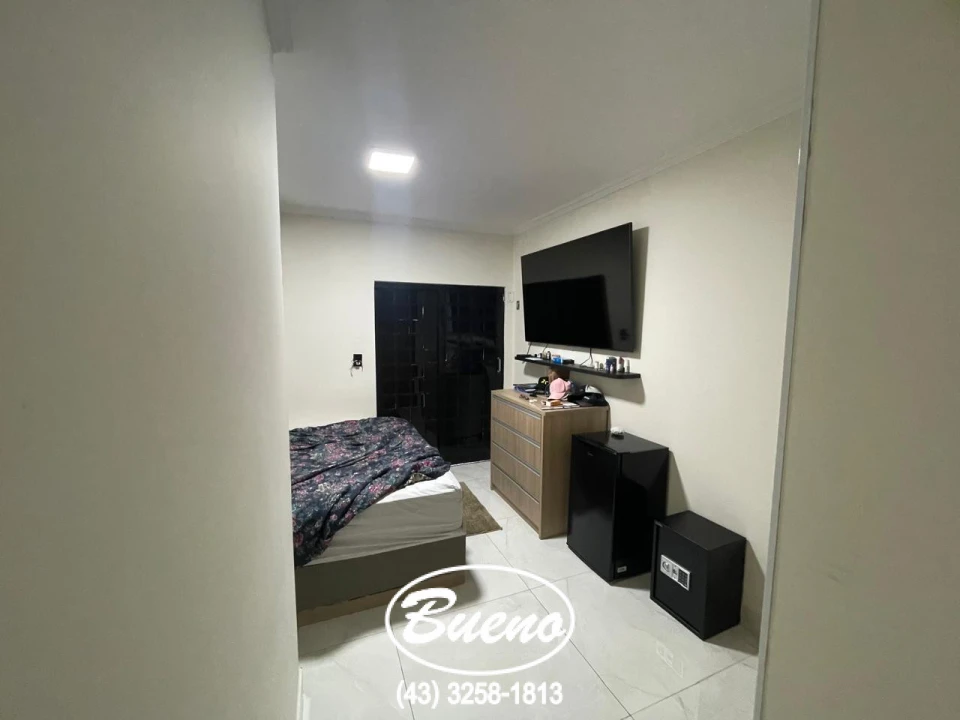 Imagens do imóveis Linda Casa à Venda no Jardim Las Vegas