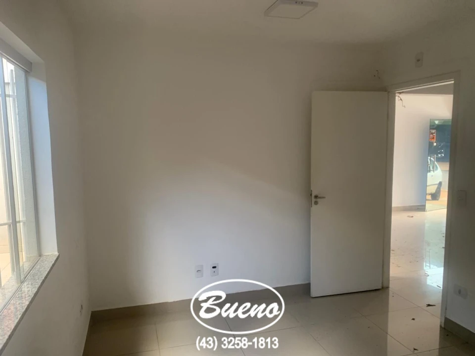 Imagens do imóveis Vende Casa Comercial no Centro