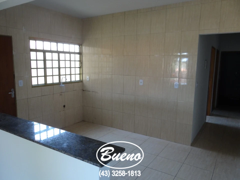 Casa para Locação na Av. Estudantes