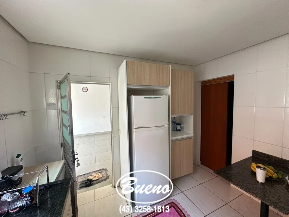 Imagens do imóveis Vende Casa no Jardim Santa Paula com Edícula no Fundo