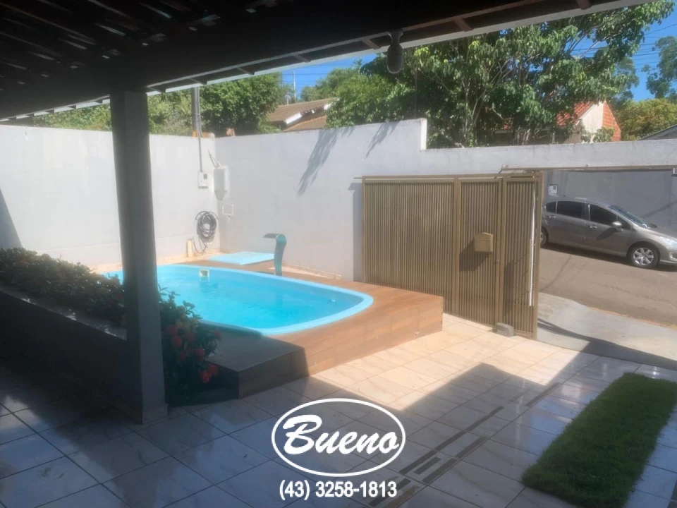 Imagens do imóveis Vende Casa Com Piscina no Tupy