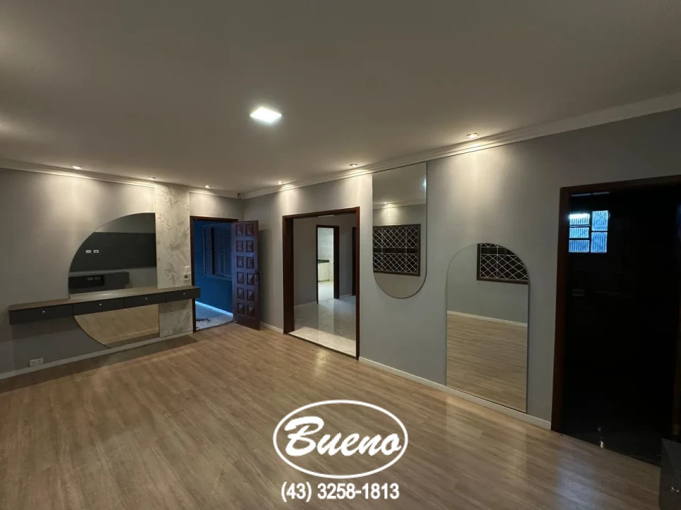 Imagens do imóveis Vende Linda Casa no Jardim Boa Vista
