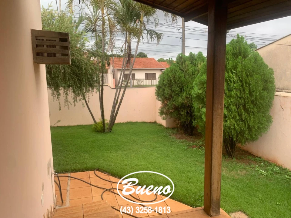 Imagens do imóveis Vende Casa na Avenida dos Estudantes