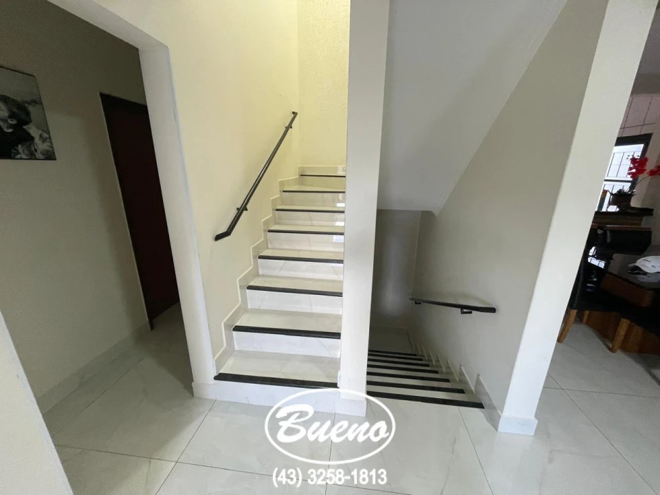 Imagens do imóveis Linda Casa à Venda no Jardim Las Vegas