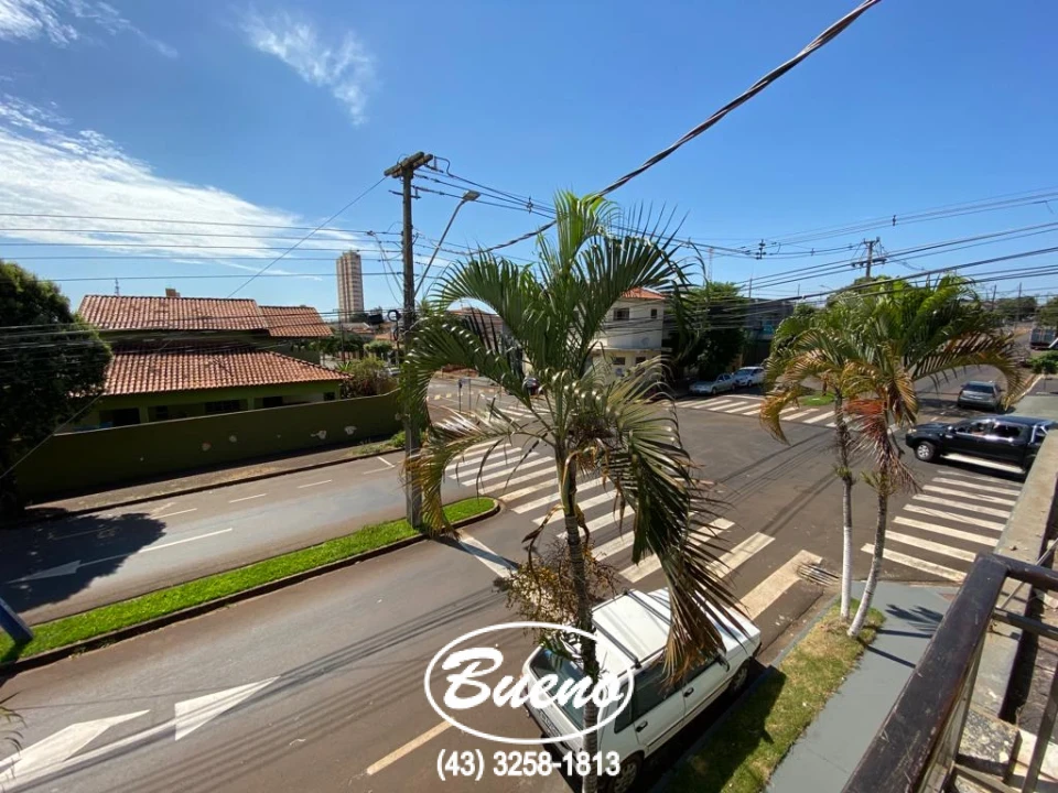 Imagens do imóveis Apartamento Sobre Loja no Centro