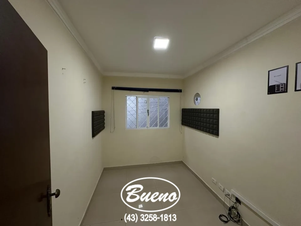 Imagens do imóveis Vende Linda Casa no Jardim Boa Vista