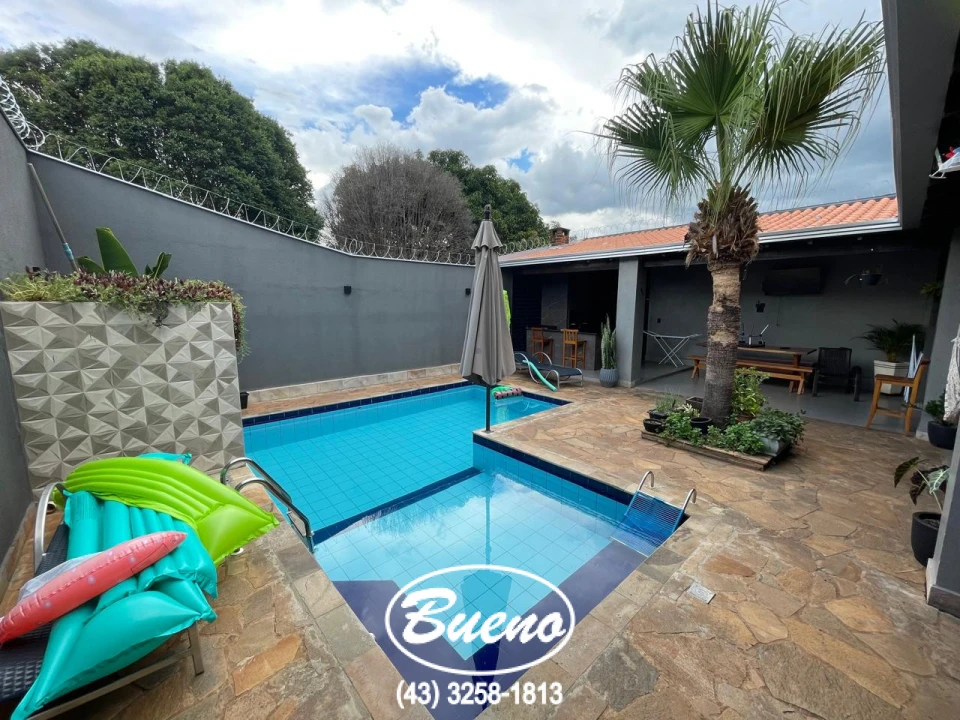 Imagens do imóveis Linda Casa à Venda no Jardim Las Vegas