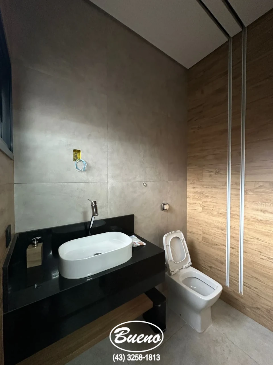 Imagens do imóveis Vende Lindo Imóvel Comercial