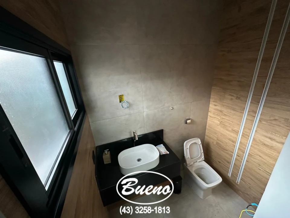 Imagens do imóveis Vende Lindo Imóvel Comercial