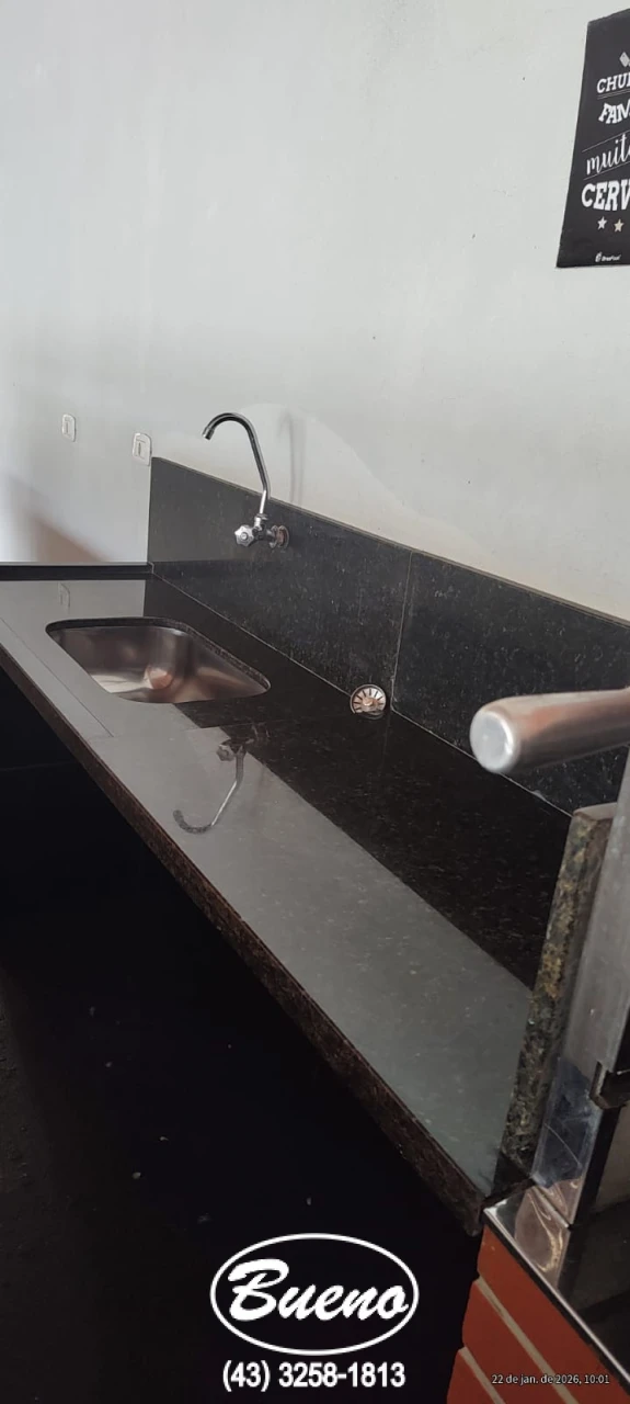 Imagens do imóveis Vende Casa Com Churrasqueira