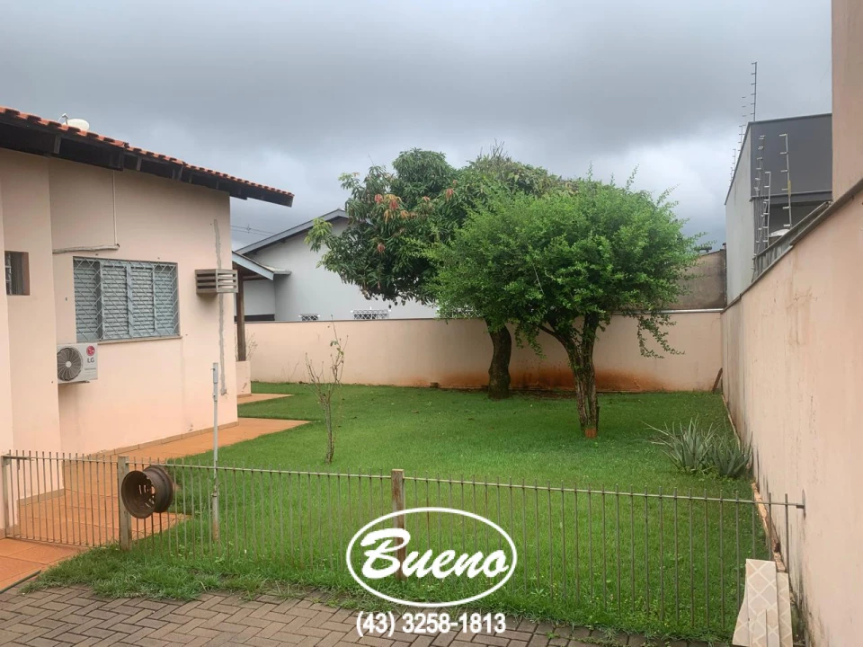 Imagens do imóveis Vende Casa na Avenida dos Estudantes