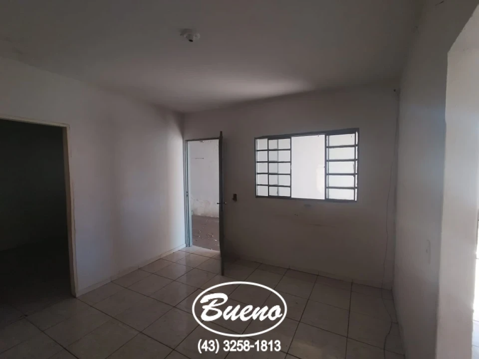 Imagens do imóveis Casa de Fundos para Locação