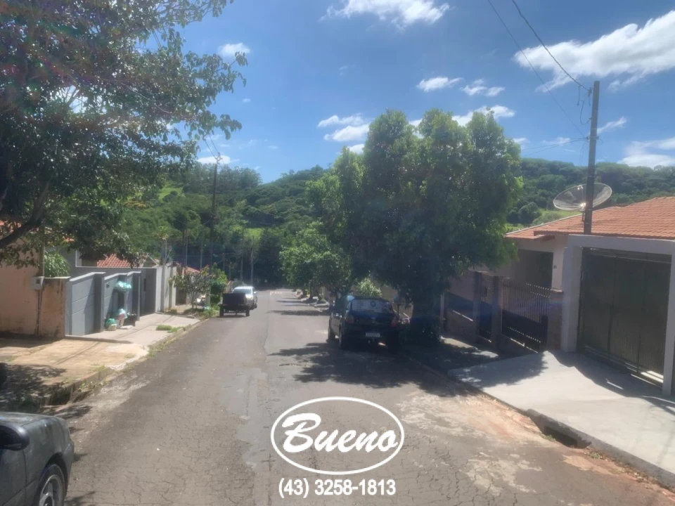 Imagens do imóveis Vende Casa Com Piscina no Tupy
