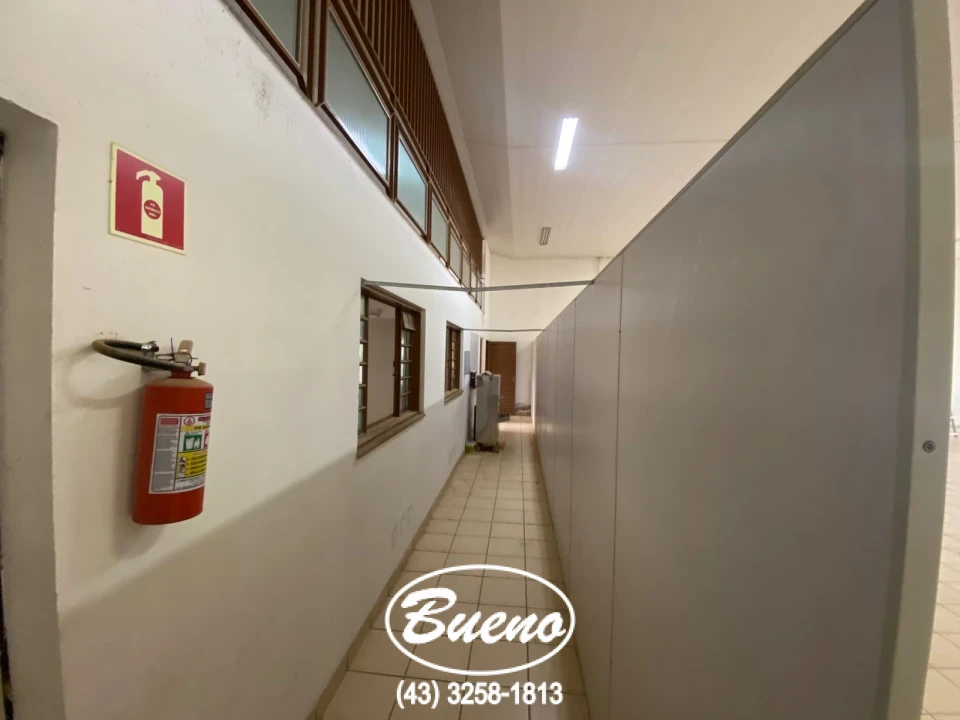 Imagens do imóveis Barracão Comercial P/ Locação na Av. Dezenove de Dezembro