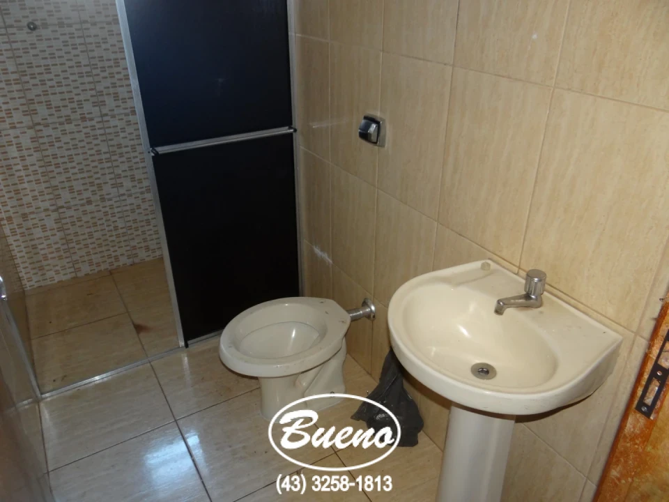 Casa para Locação na Av. Estudantes