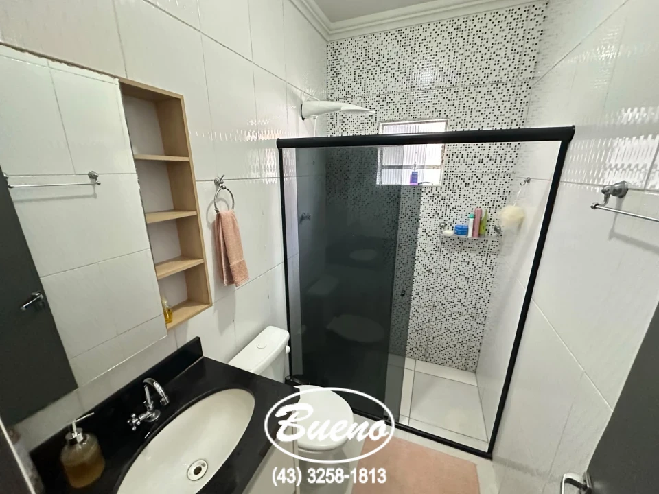 Imagens do imóveis Vende Casa no Jardim Santa Paula com Edícula no Fundo