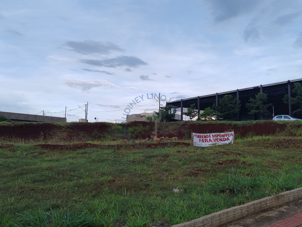 Imagens do imóveis Terreno Comercial em Ibiporã-Pr