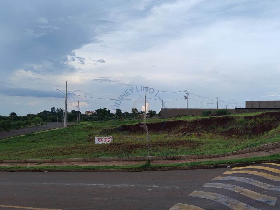 Imagens do imóveis Terreno Comercial em Ibiporã-Pr
