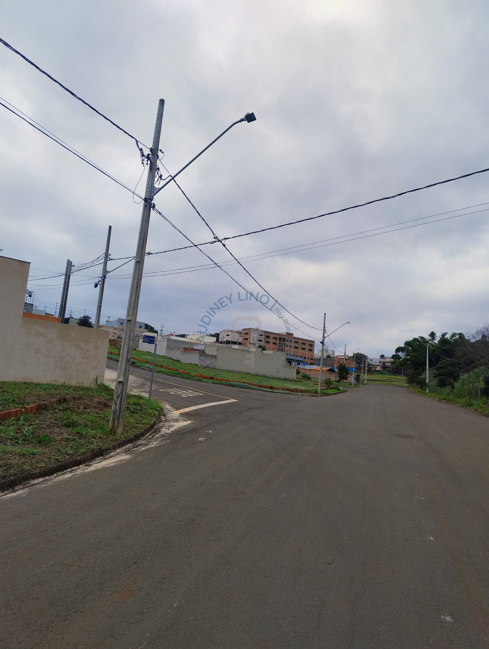 Imagens do imóveis Loteamento no centro de Ibiporã