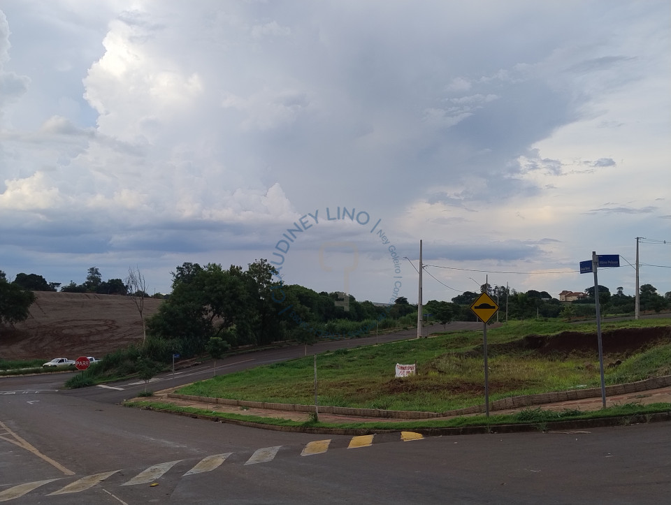 Imagens do imóveis Terreno Comercial em Ibiporã-Pr