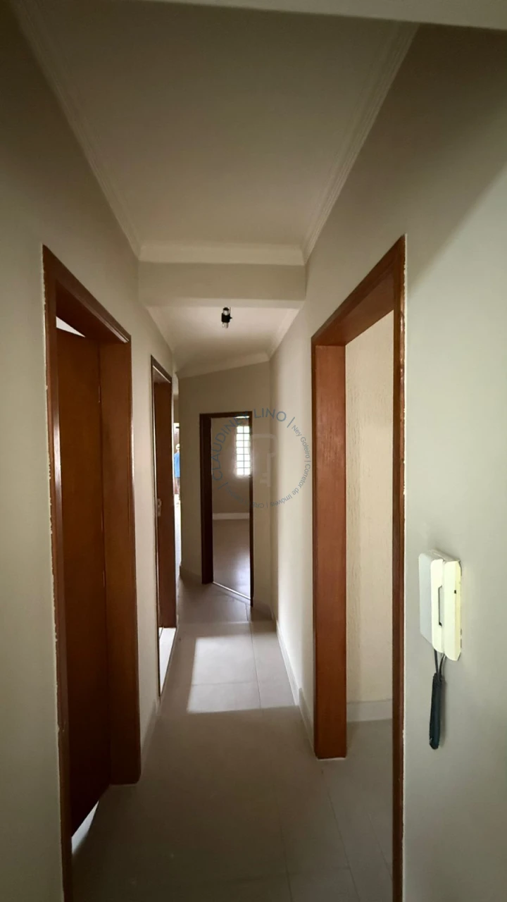 Imagens do imóveis Casa Disponível Para Venda Em Ibiporã