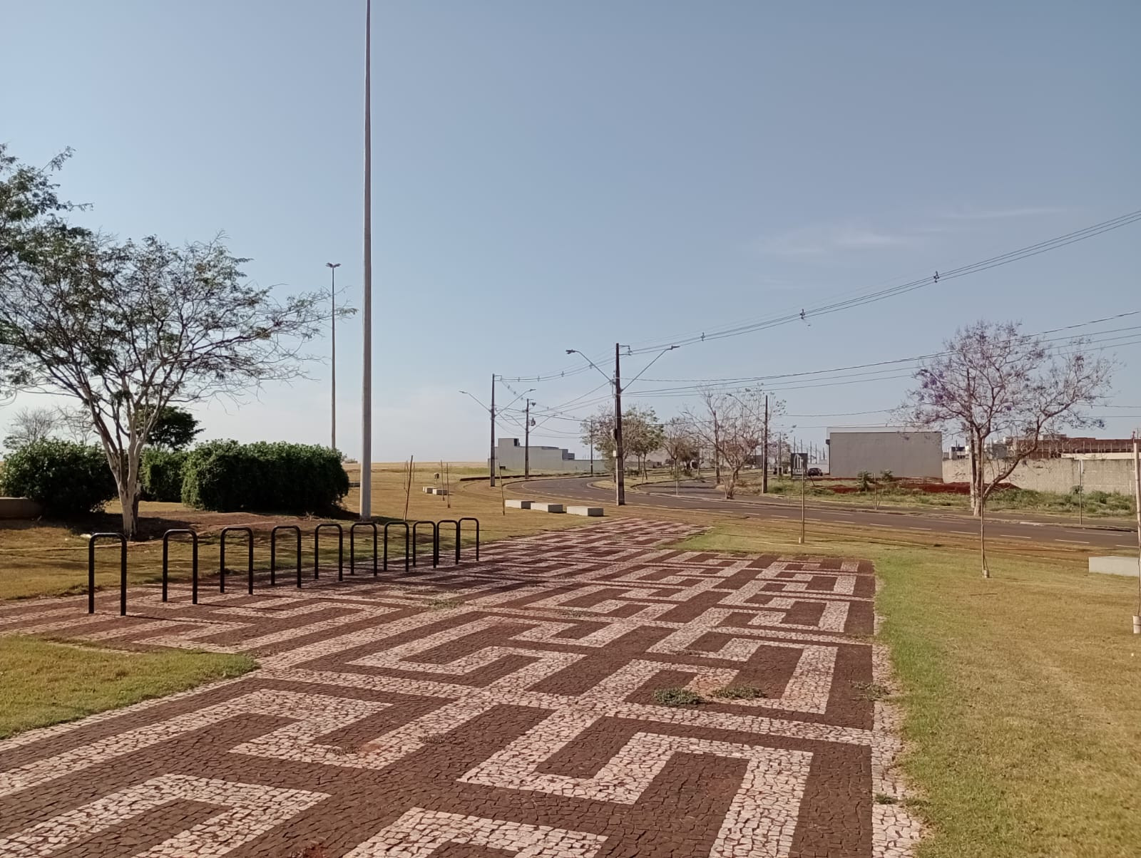 Sobrado novo 3 suítes