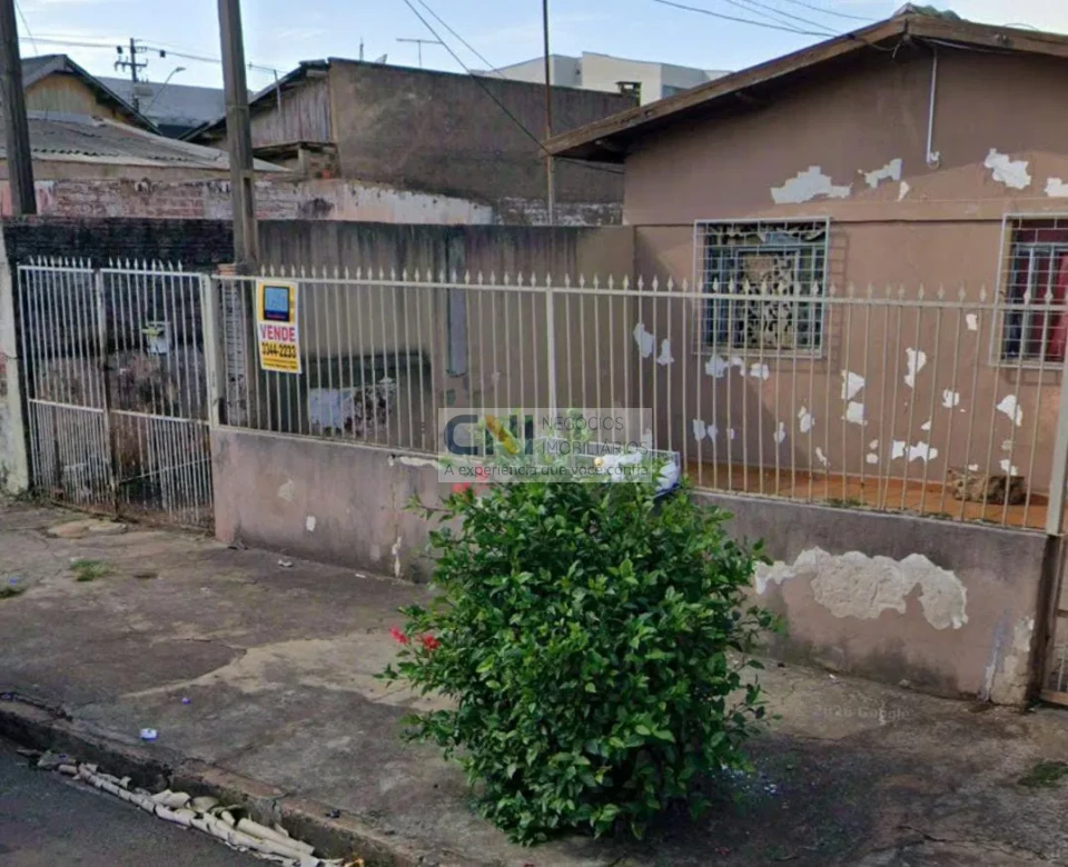 Imagens do imóveis Casa 2 quartos  À Venda  bairro Aeroporto Londrina