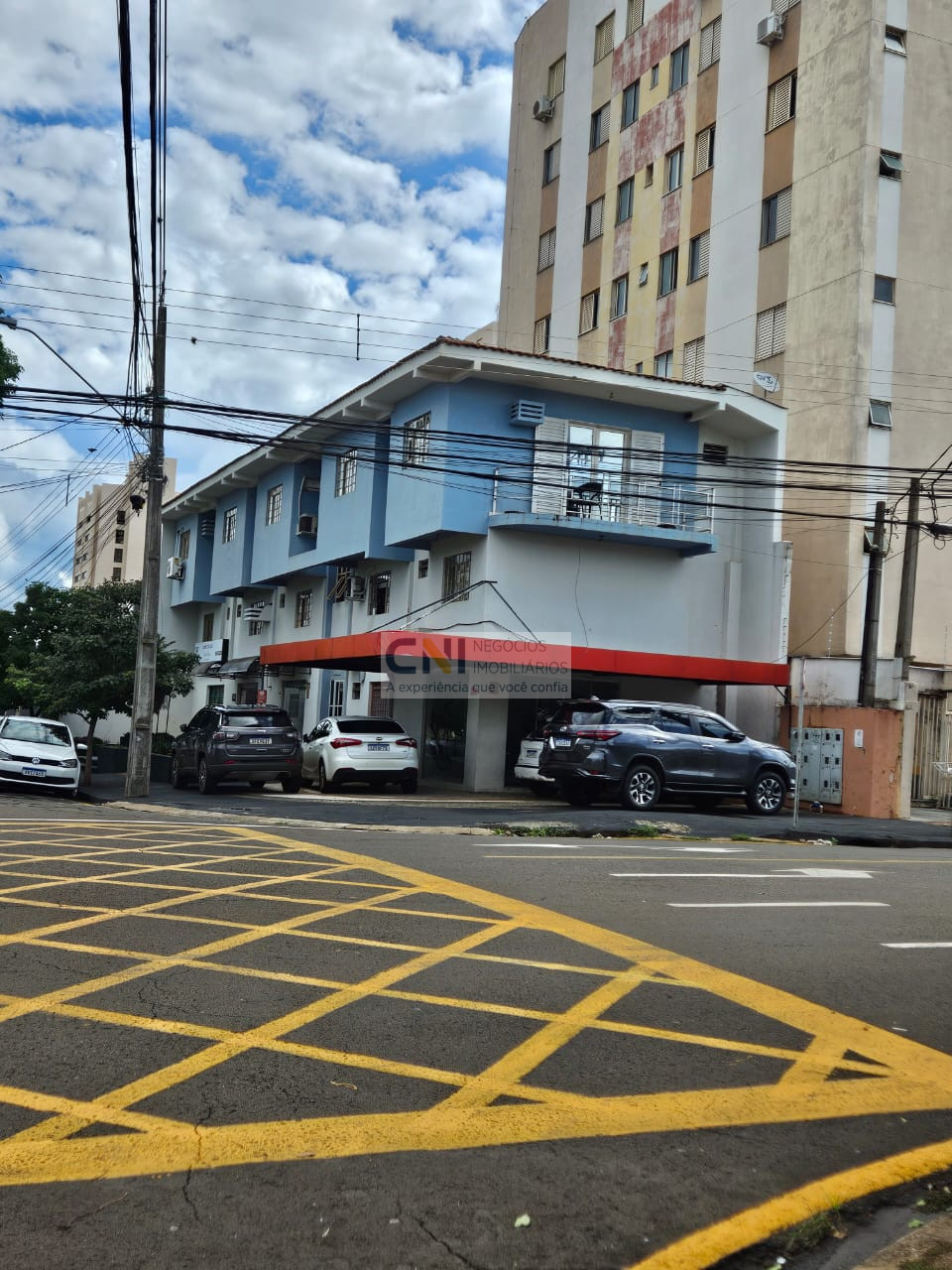 SALA COMERCIAL SOBRELOJA 3 - ED. BELA SUIÇA