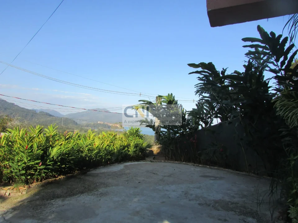 ÓTIMA CASA EM CARAGUATATUBA _ MATA ATLÂNTICA