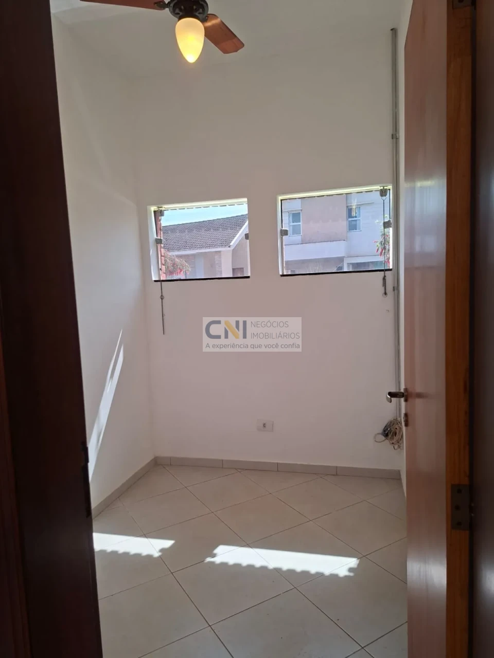 Imagens do imóveis Casa Em Condomínio golden park Para Alugar  Londrina