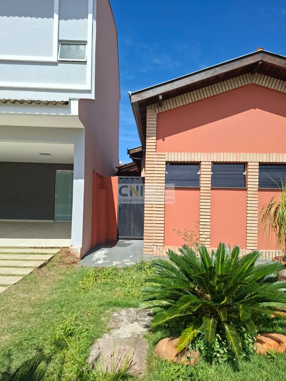 Imagens do imóveis Casa Em Condomínio golden park Para Alugar  Londrina