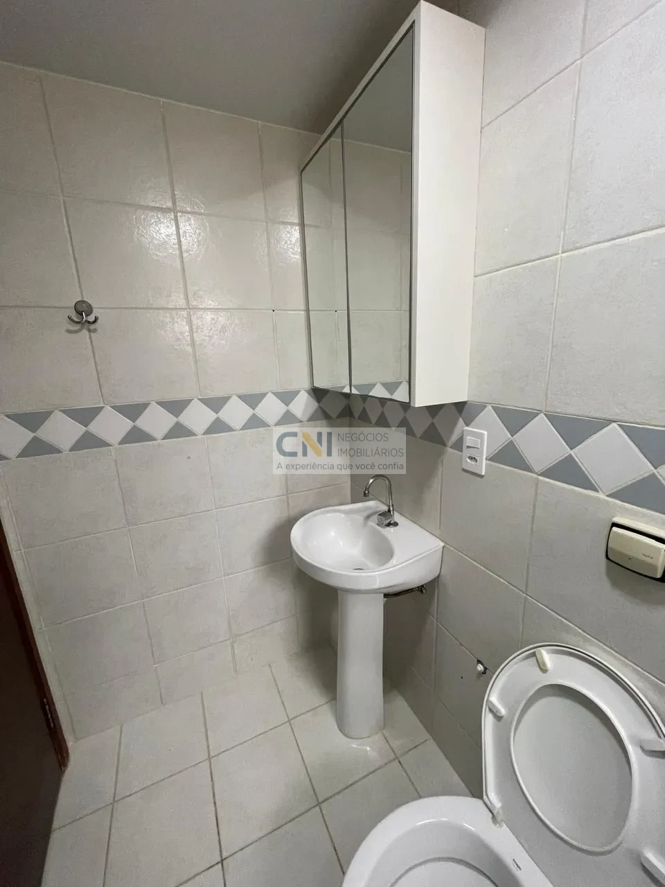 APARTAMENTO PARA LOCAÇÃO -  EDIFICIO MIGUEL ARIAS 02 QUARTOS - CENTRO