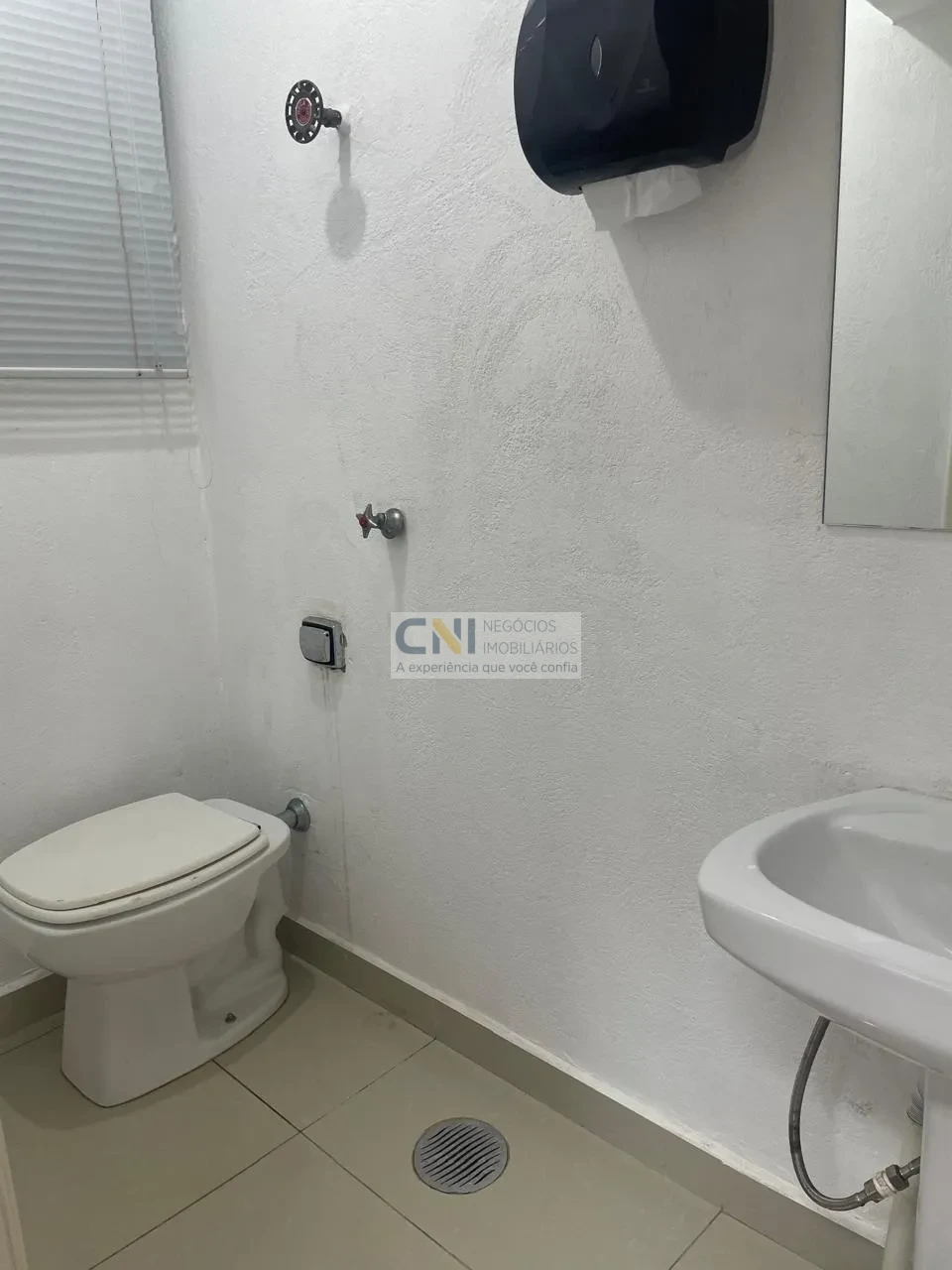 Imagens do imóveis SALA COMERCIAL - ED. METON - CENTRO