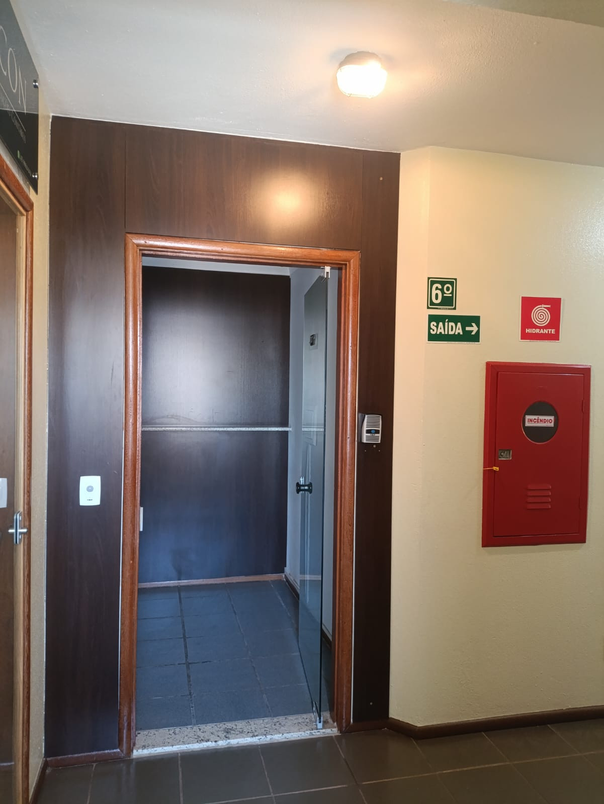 SALA COMERCIAL - CENTRO EMPRESARIAL DI BIAGI