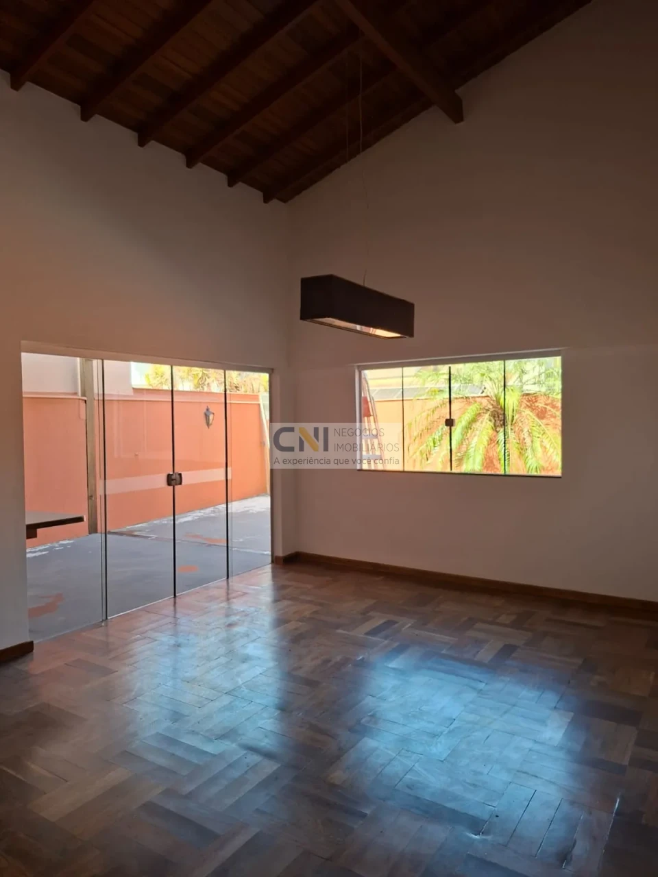 Imagens do imóveis Casa Em Condomínio golden park Para Alugar  Londrina