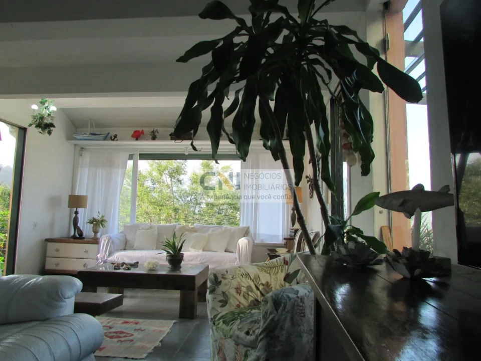 ÓTIMA CASA EM CARAGUATATUBA _ MATA ATLÂNTICA