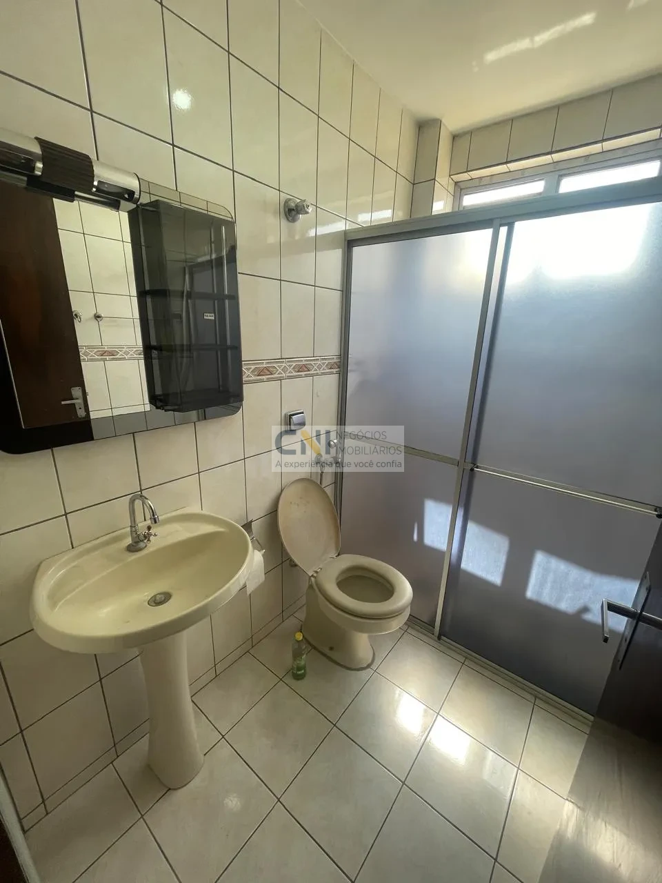 Imagens do imóveis APARTAMENTO A VENDA 02 QUARTOS ; EDIFÍCIO MATHILDE