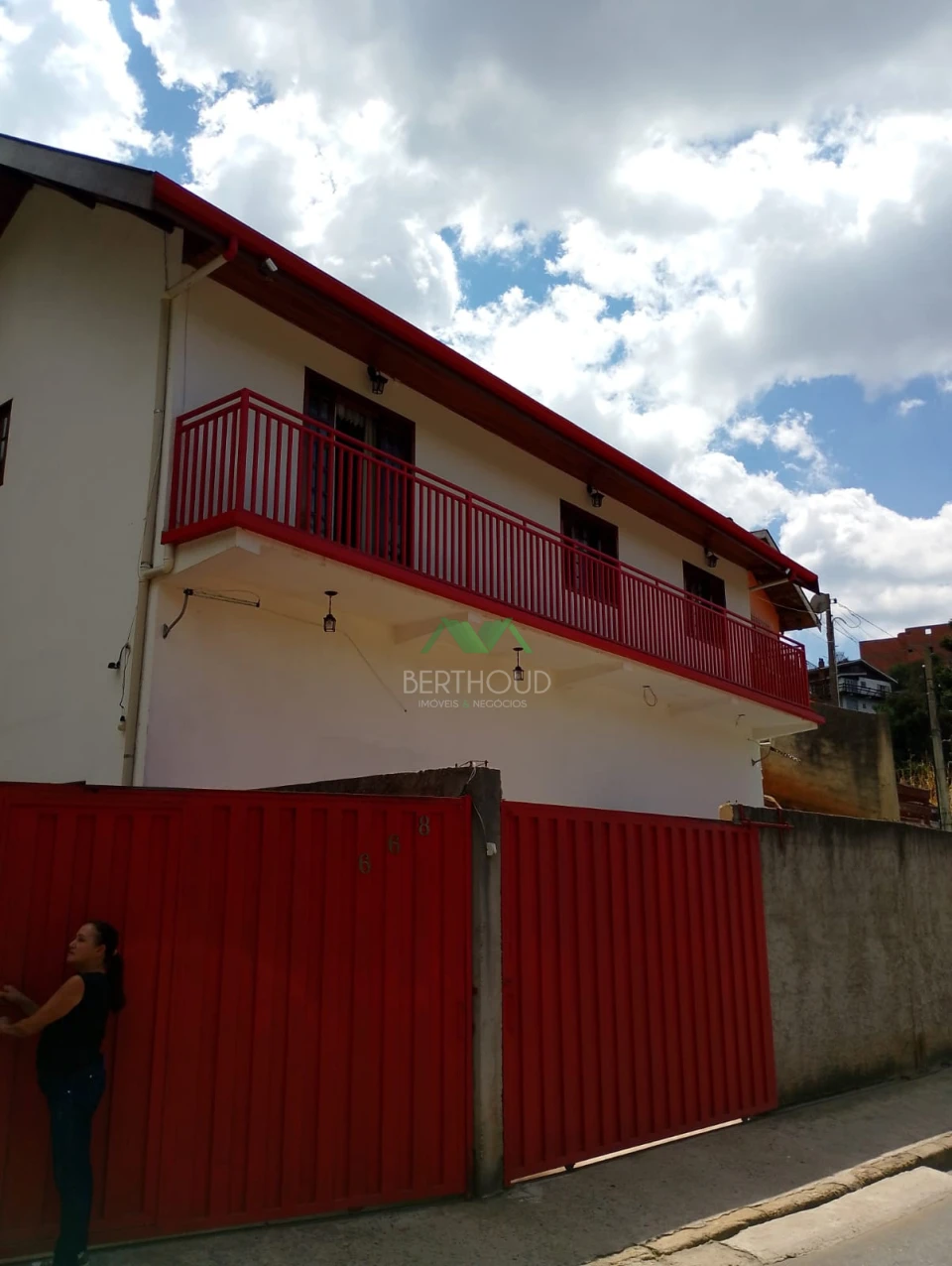 Imagens do imóveis Casa À Venda Em Campos Do Jordão Com Renda De R$8.000,00 Por Mes Com Locacao