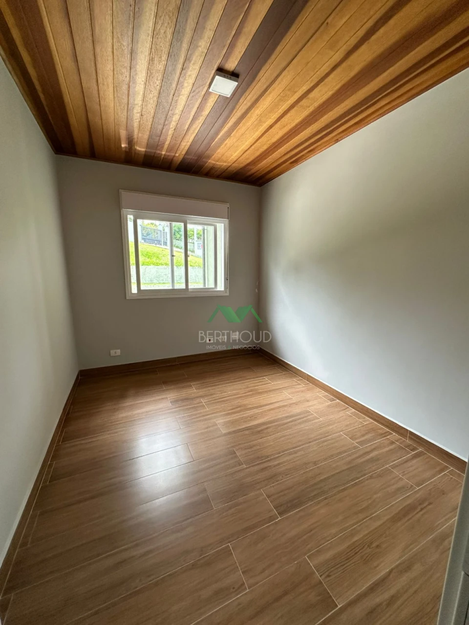 Imagens do imóveis LANÇAMENTO NO CENTRO DO JAGUARIBE – OPORTUNIDADE EXCLUSIVA EM CAMPOS DO JORDÃO!