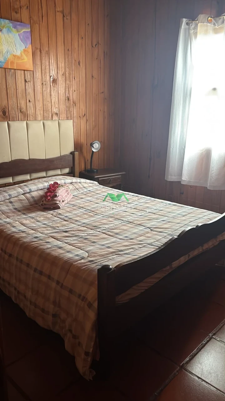 Imagens do imóveis casas com vista ampla para a cidade